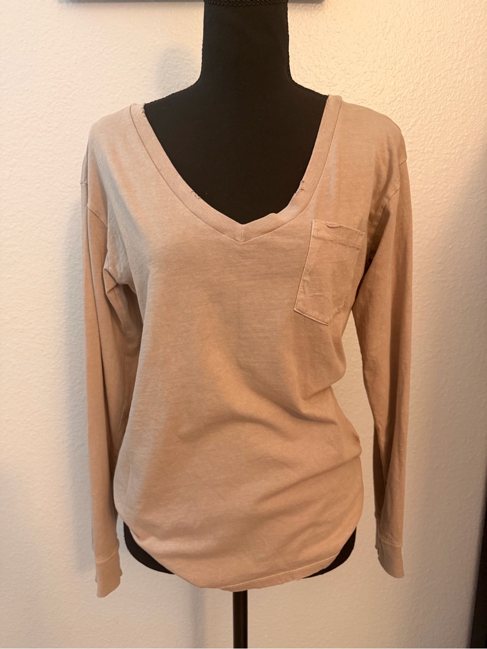 Aeropostle Women's Long-Sleeve V-Neck Pocket Top - Beige
